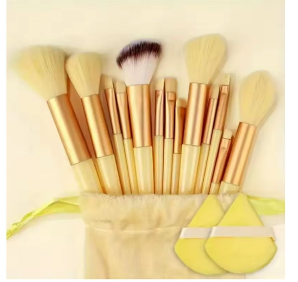 VelvetBlend Soft Makeup Brush Kit