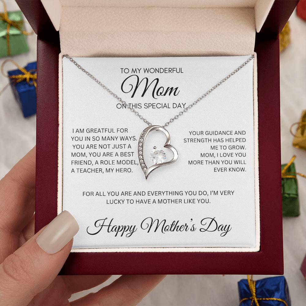 TO A SPEACAIL MOM, FOREVER LOVE NECKLACE, A PERFCET MOTHER'S DAY GIFT!!!!