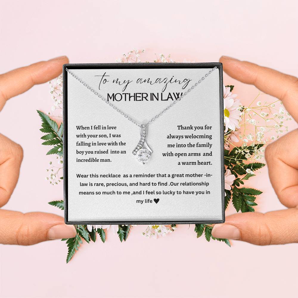 Beautiful Alluring necklace for mother-in-law, mother of the groom, future mother-in-law